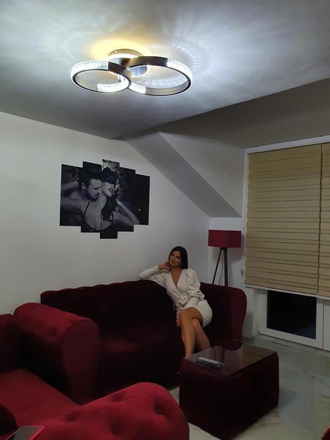Apartmani Parice 노비파자르 외부 사진