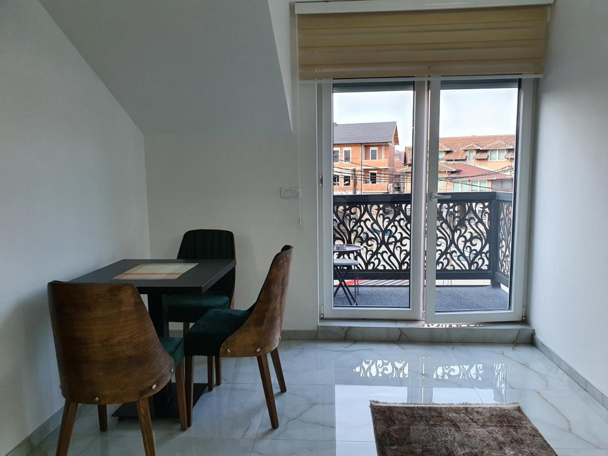 Apartmani Parice 노비파자르 외부 사진